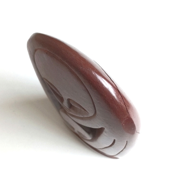 Beautiful Mother and Child Sculpture - Picture 5 of 9